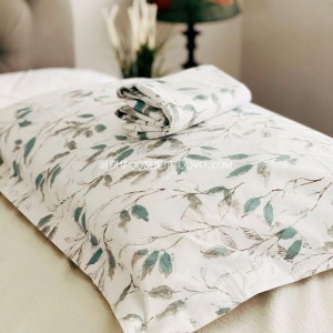 Minimalist ins style simple white bottom leaves fresh literature and art cotton pillowcase-two packs (Lianlianhuazhi)