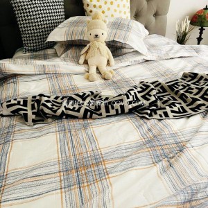 New Japanese style cold wind twill jacquard cotton bedding four-piece set-four-piece set (white background-striped pattern)
