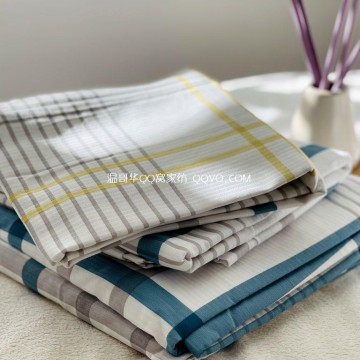 Export quality washed 100% cotton three-dimensional jacquard quilt cover four seasons universal quilt cover (blue, white and yellow plaid)