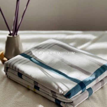 Export quality washed 100% cotton three-dimensional jacquard quilt cover four seasons universal quilt cover (blue, white and yellow plaid)